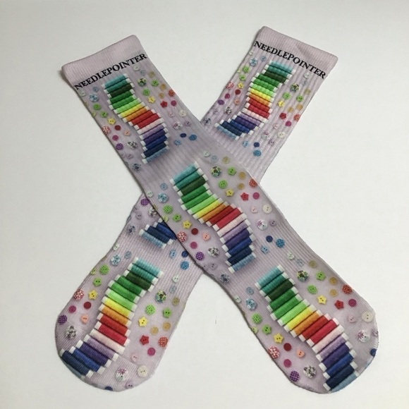 Needle-pointer MEDIUM Crew Socks Seamstress Fun Print Women’s Novelty Purple - Picture 1 of 7